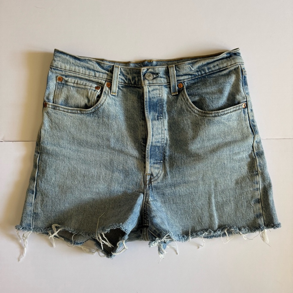 Levi’s Ribcage Denim Shorts